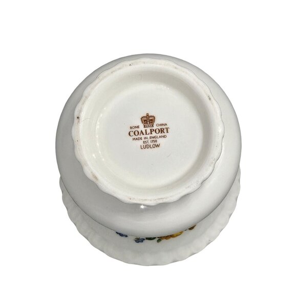 Vintage Coalport Ludlow Bone China White Floral Trumpet Shaped Vase 4" - Picture 5 of 5